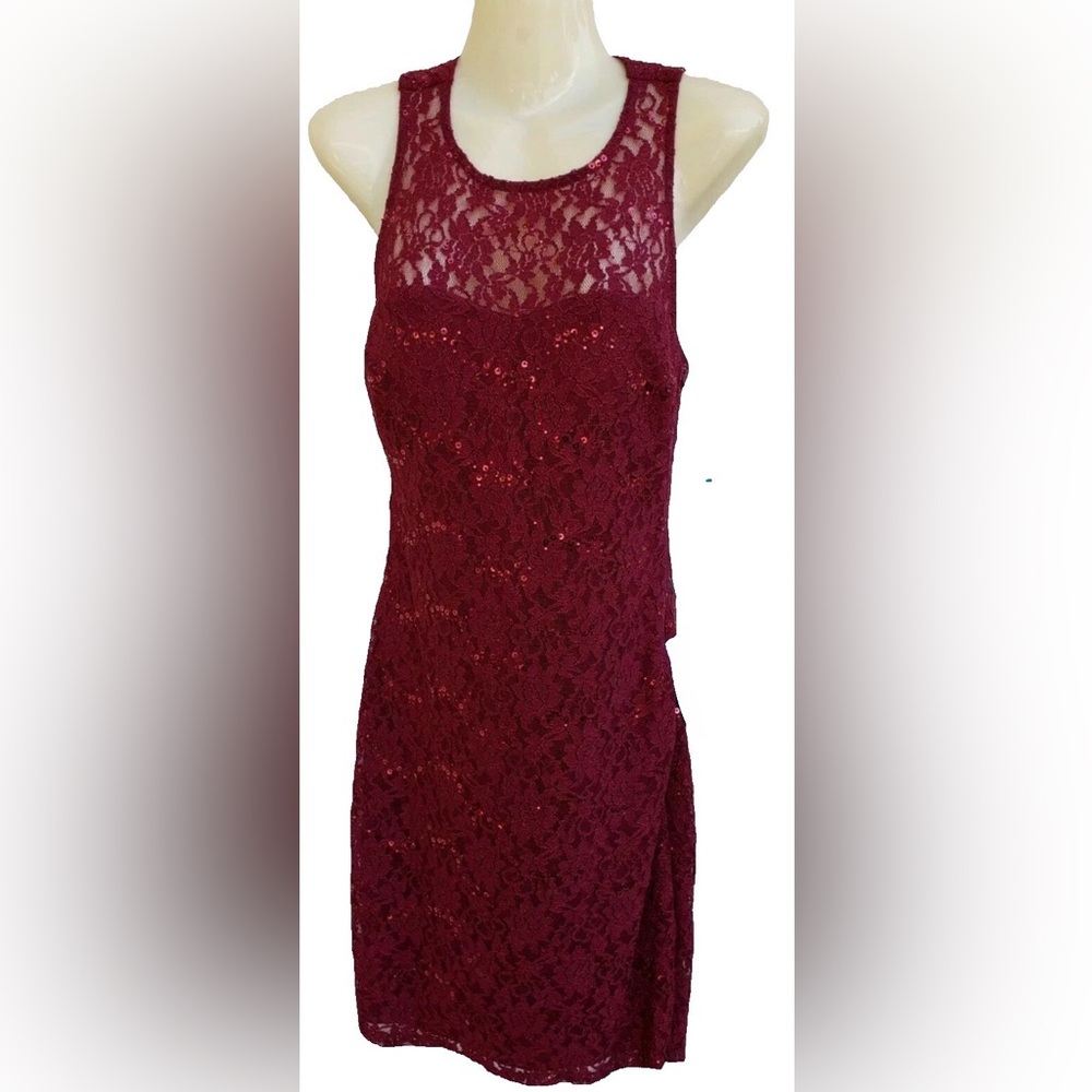 BRAND NEW! Deep red sequin lace dress (size 3)